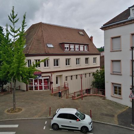 Chambre Meublee Au Coeur De Ville - Chez L'Habitant Le Creusot Dış mekan fotoğraf